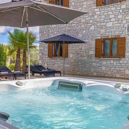 Holiday home In With Wifi *