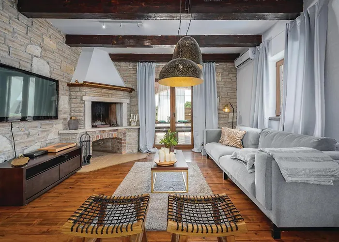 Σπίτι διακοπών In With Wifi